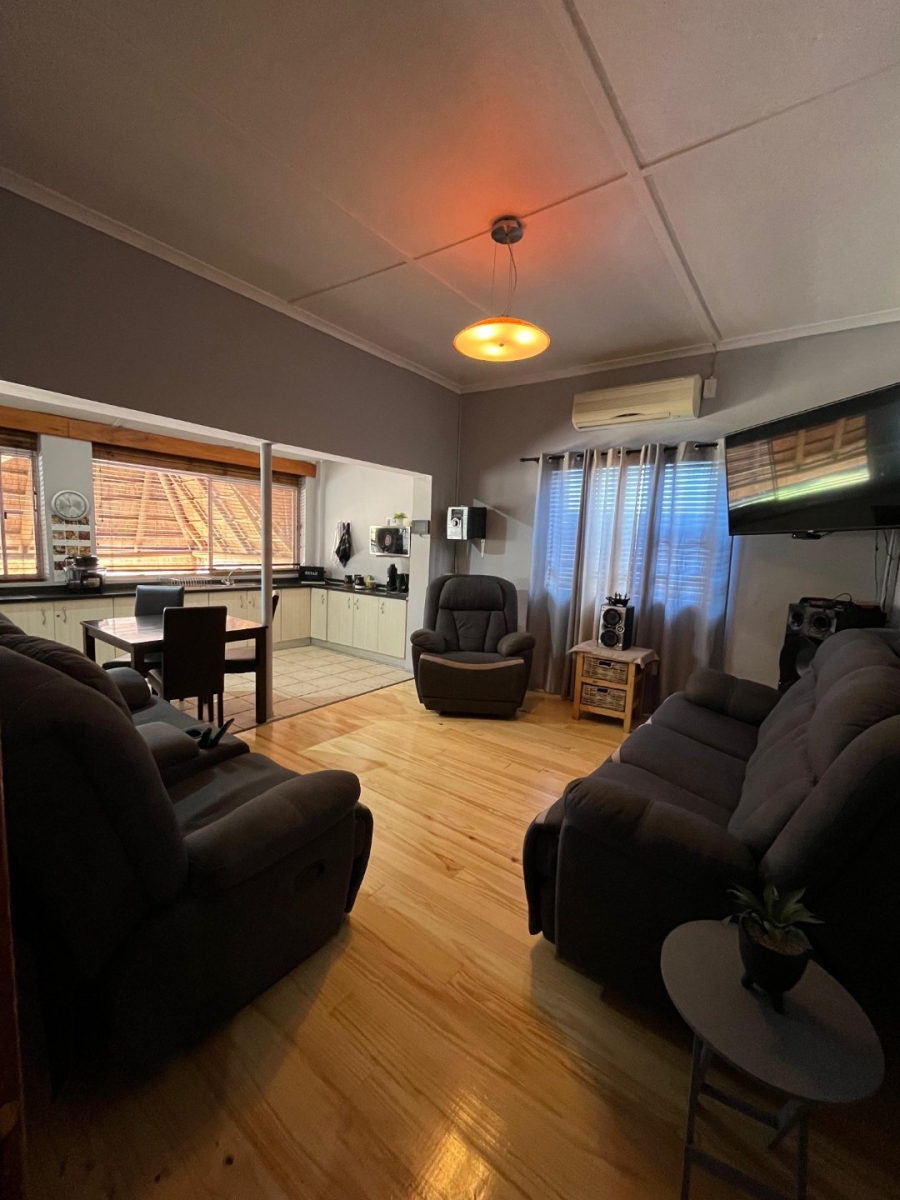 3 Bedroom Property for Sale in Bothasrus Eastern Cape